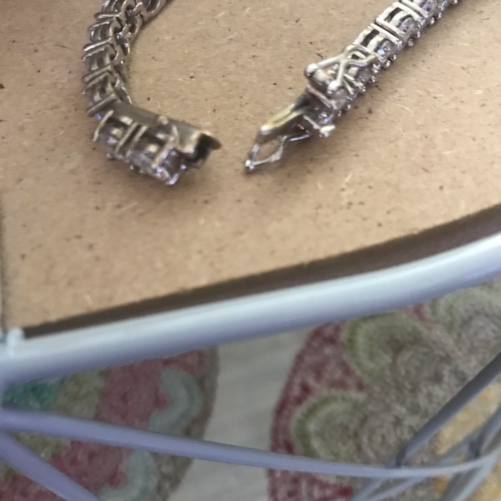 bracelet - Picture 2 of 5